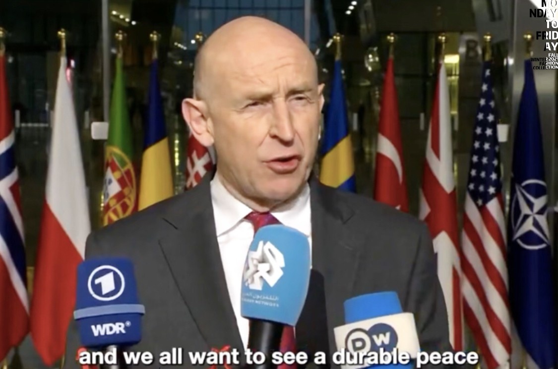 英国国防大臣希利在乌克兰防务联络小组视频会议上提出，西方盟友应加快且加大对乌克兰