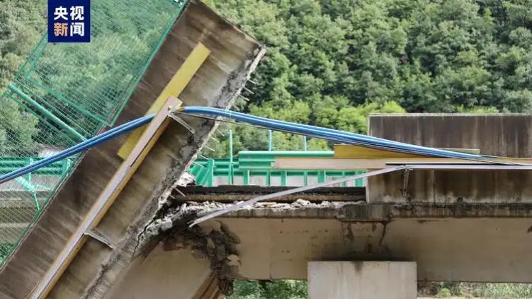 “7・19”桥梁垮塌吞噬 62 人： “豆腐渣工程” ，还要害死多少人？