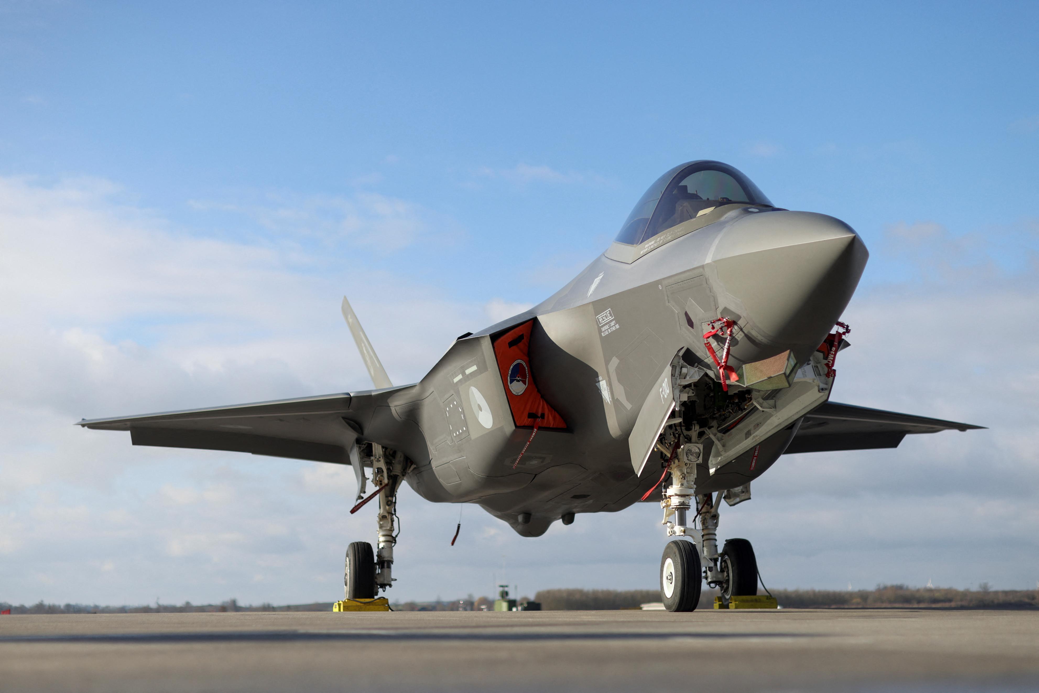 ​​美国1000架F-35隐形战斗机已经失去所有优势​​