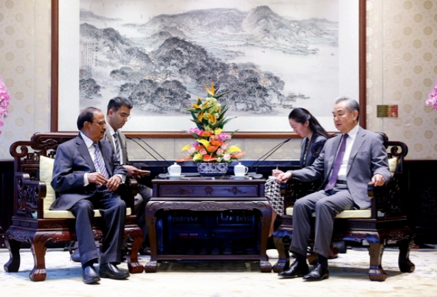 倒计时1天，上合10国将在华召开防长会，王毅外长在京会见印度代表
本周四，青岛即