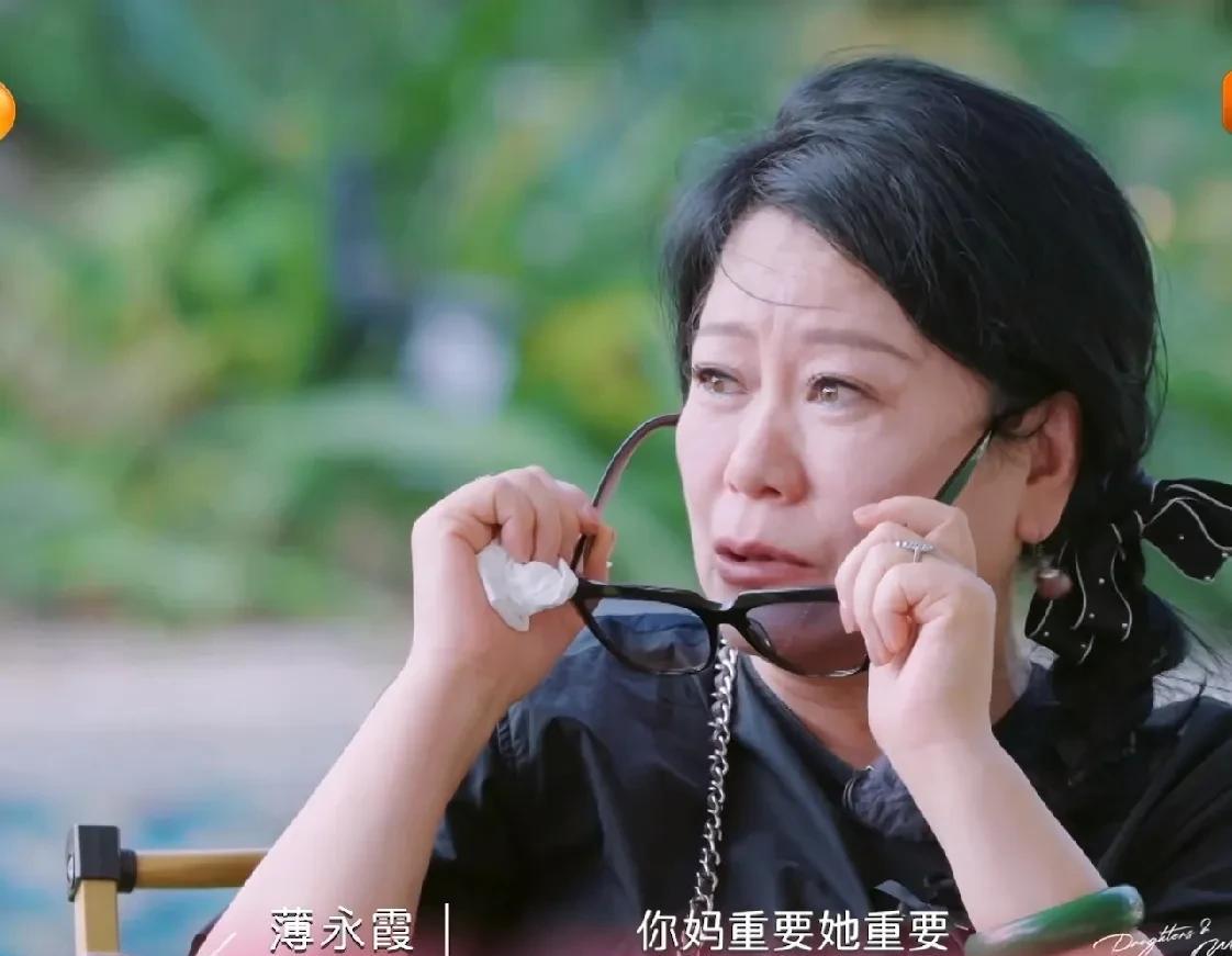 李嘉格：我女儿周岁时，奶奶和外婆为争夺孩子起了冲突，奶奶身上有抓痕。



这场