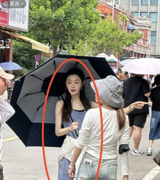 这才是她实际的样子？！
本人老美了！我嘞个老天现实中温温柔柔的小姑娘，这颜值这