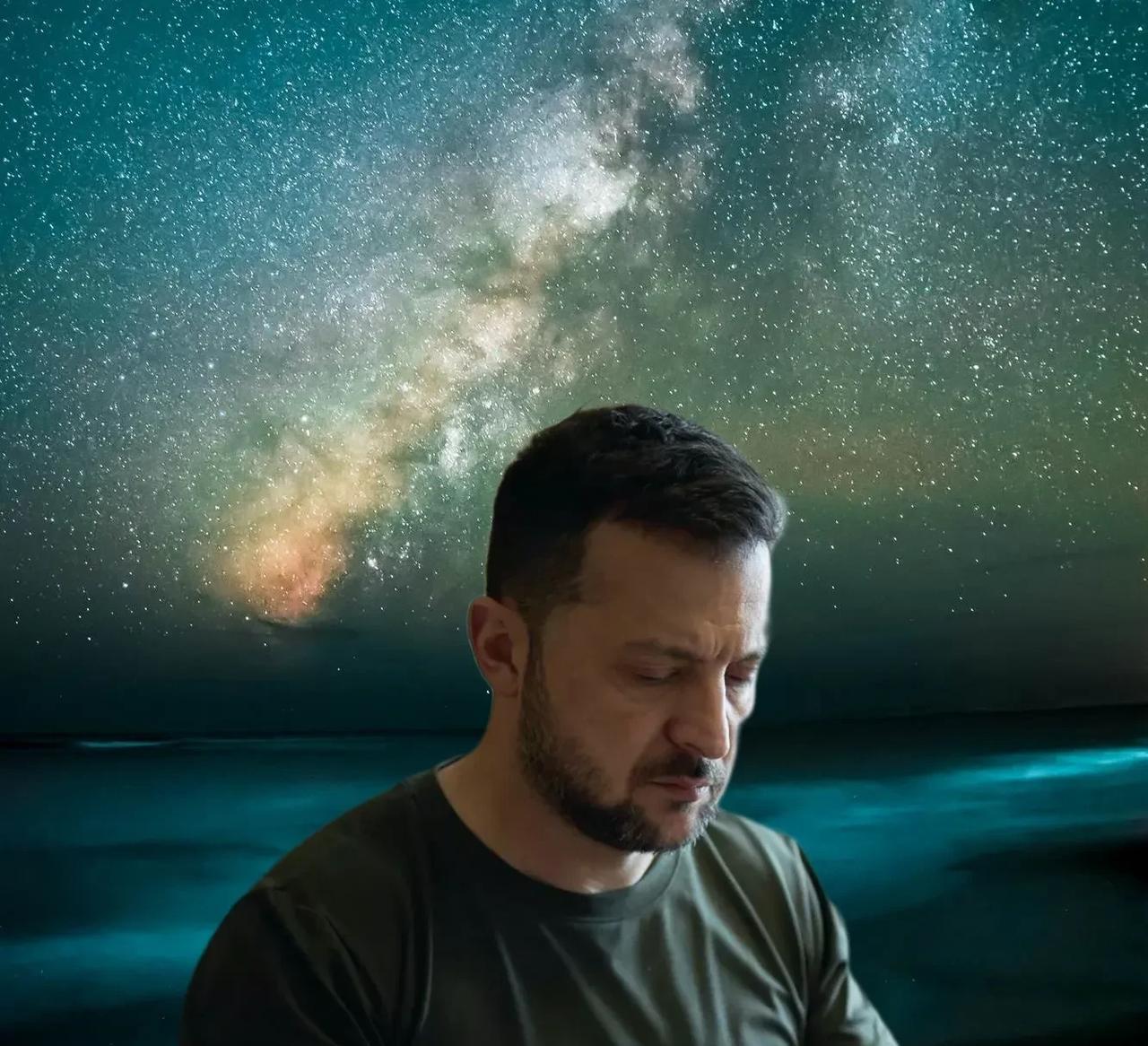 泽连斯基彻底疯了
当地时间7月29日，乌克兰总统泽连斯基签署相关法案，规定医学院