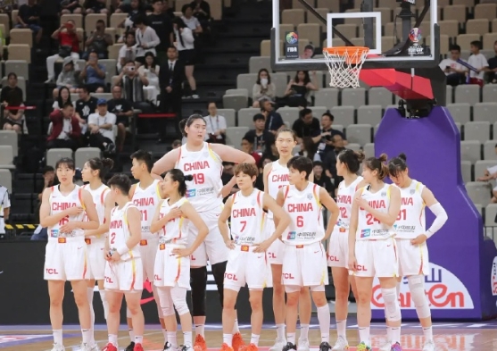 中国女篮目前在亚洲的实力及优势依然是明显和巩固的，这相信也是男篮一直期盼找回来但