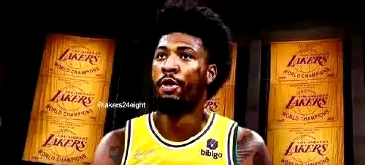 100公斤后卫，绿军疯了！
真能顶到内线？别眨眼了。
斯玛特这体格，怼锋线不吃亏