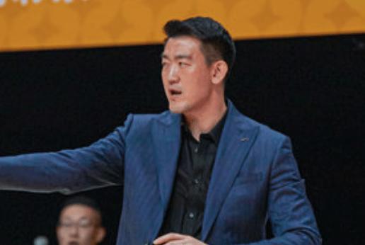 身为cba的卫冕冠军，王博的压力肯定还是有的，在接受采访时，王博表示，他们会一直