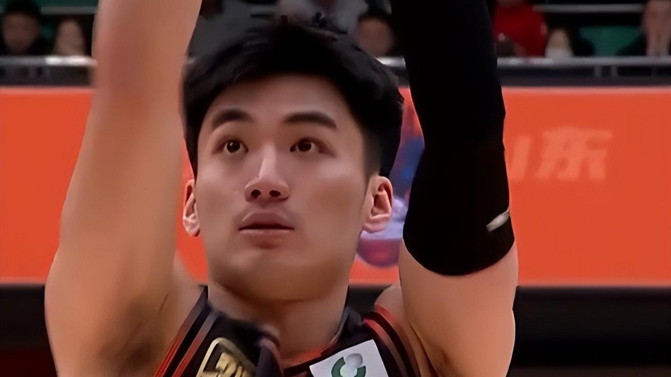 CBA新赛季展望：邱彪打造三处优势，山东高速男篮真的毫无机会？