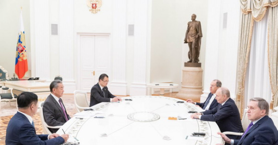 王毅外长再次访俄会见普京











王毅外长又和普京见面了！这次见面