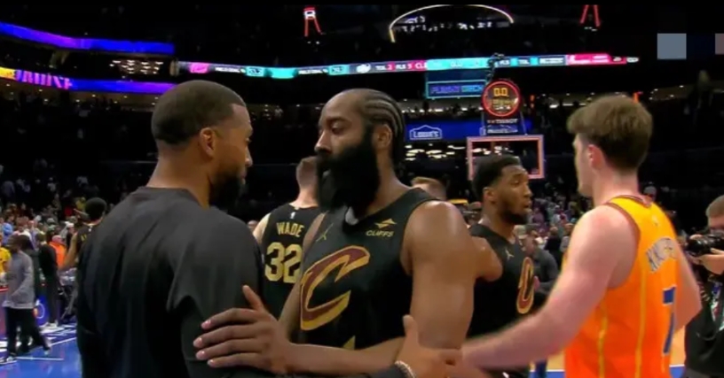 骑士战胜黄蜂，赛后一个细节看出哈登太受联盟主教练的喜爱了。

骑士客场力克黄蜂，