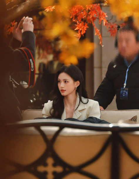 沈羽洁不二之臣千金感十足！在现偶这块完全是手拿把掐