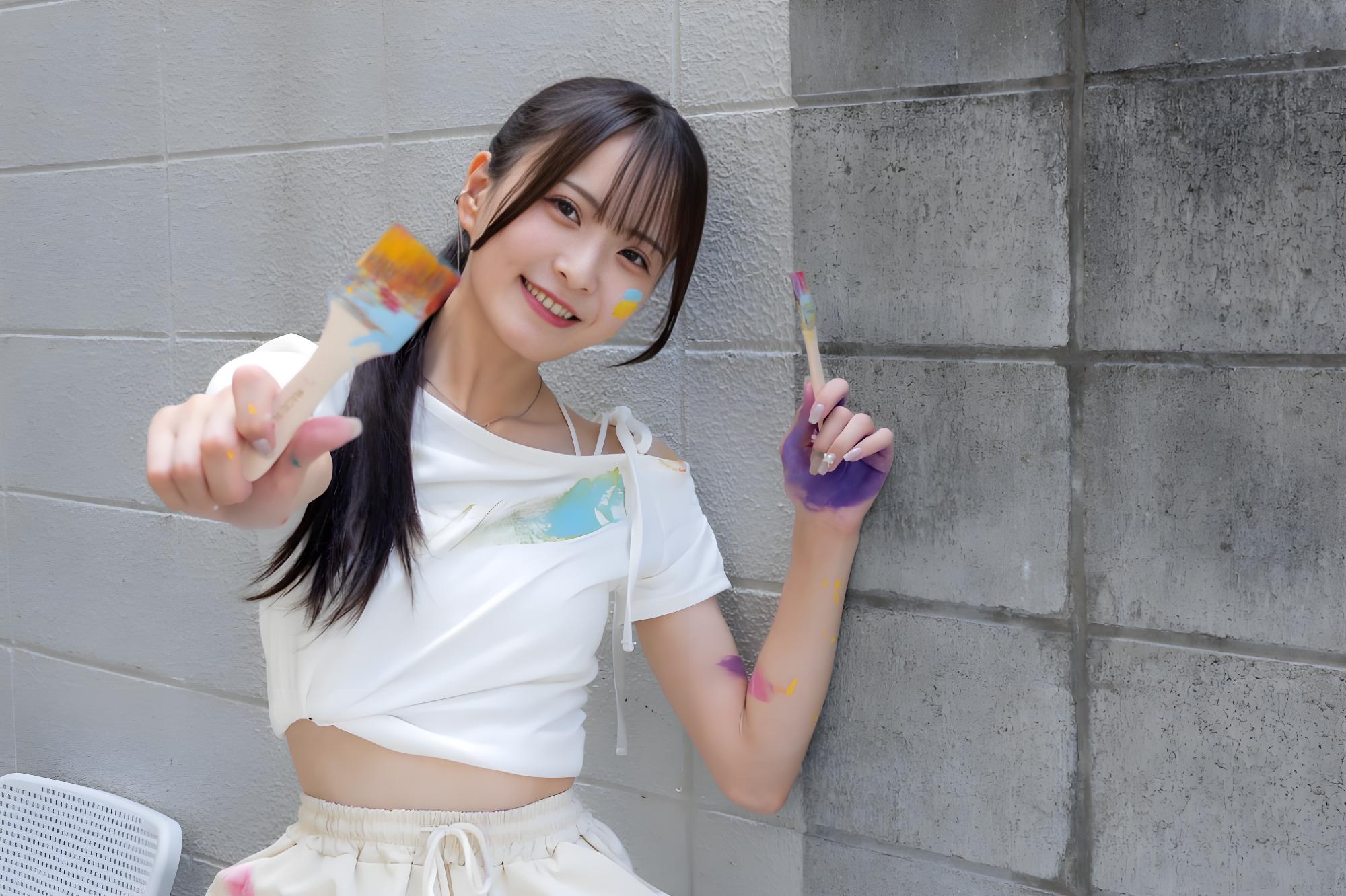 喜欢画画的女孩子是不是心思都很细腻呀，要不然怎么能画出那么细致入微的画呢？