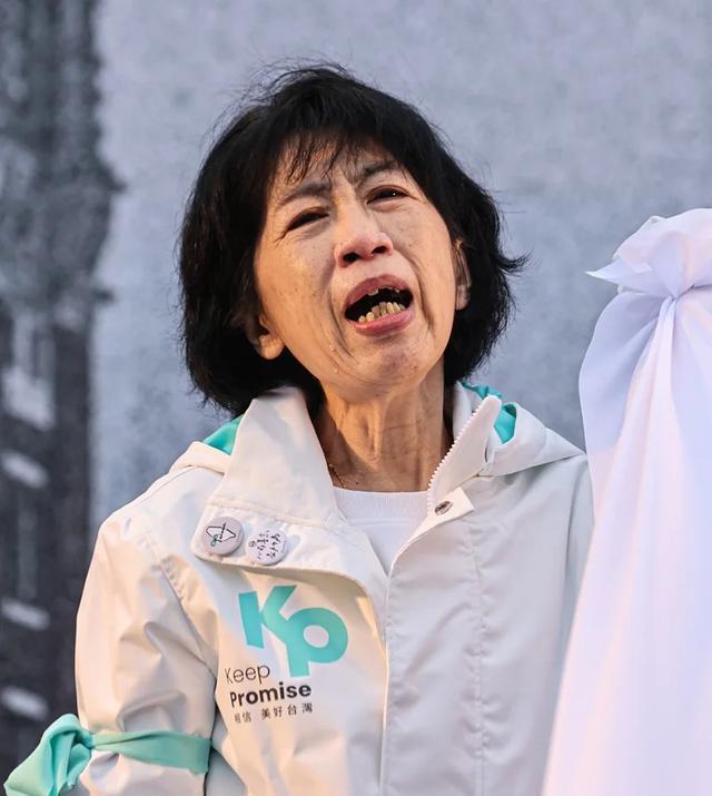 陈佩琪被柯文哲气到了？
台湾民众党前主席柯文哲涉京华城案已被羁押9个月，台北地方