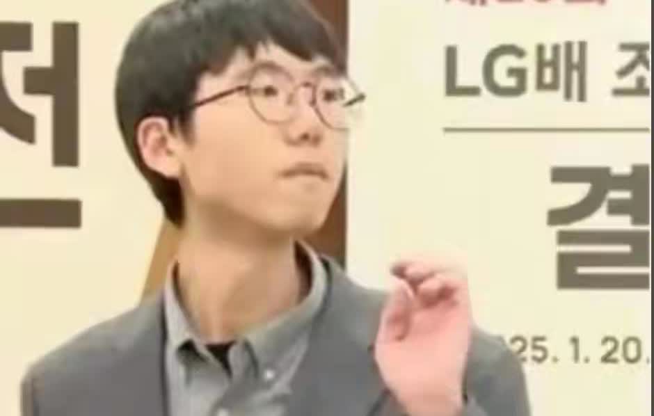 卞相壹已经成为中韩围棋交往绕不去的一个死结，龙哥无法打开，韩方无意解开，反正生米