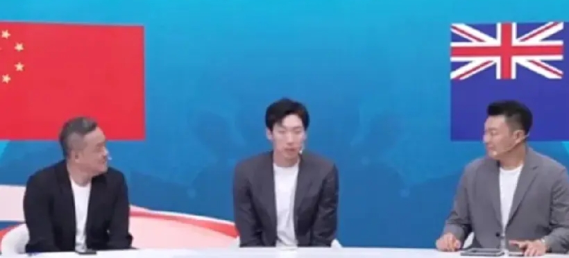 周琦你坐在解说席不觉得尴尬吗？还评论这个，那个！备战亚洲杯时，你却毫无吝啬发布信