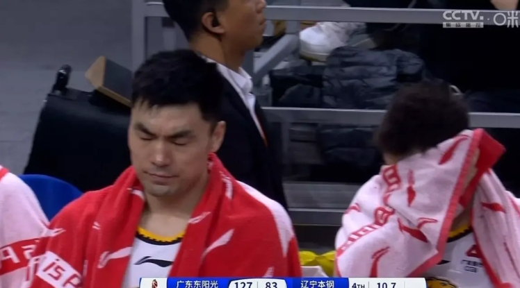 这就是把郭艾伦赶走的真正原因吗？辽篮另起新王，但却出现内部冲突！
从辽宁大败广东