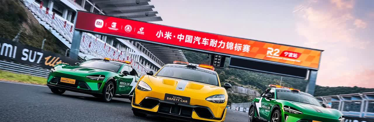 小米汽车直接冠名了中国汽车耐力锦标赛，
而且雷军表示在纽比租办公室，抢纽北的广