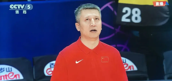 谁还在喷郭士强教练？男篮亚洲杯中国队31分大胜印度，12名球员全部上场并且均有得