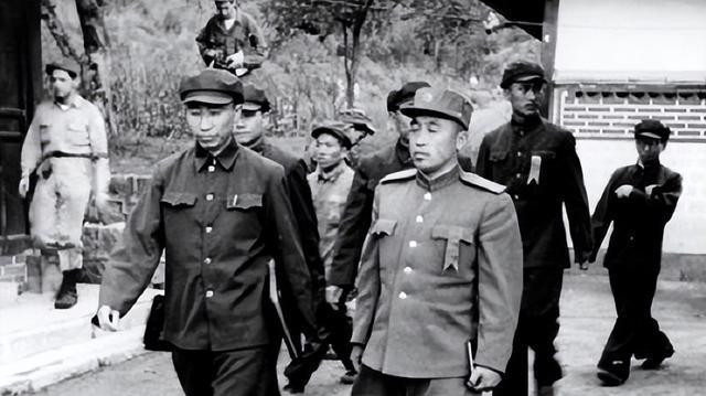 解方少将病重住院，已离世的部下遗孀要来探望，解方：千万不要来