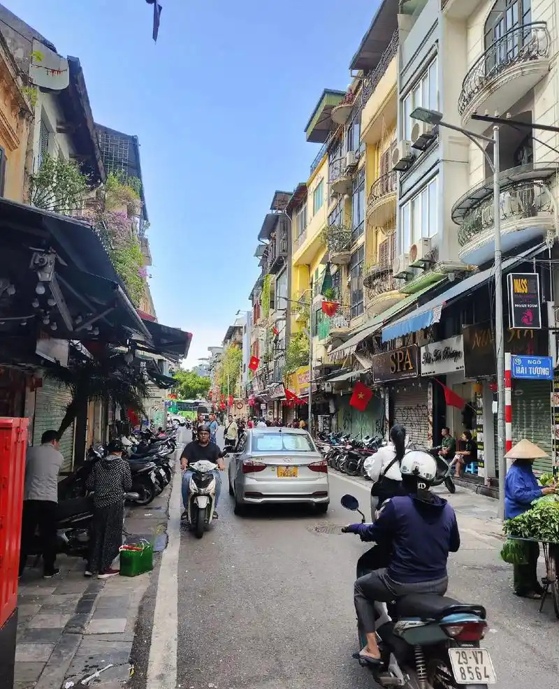 越南对中国反复无常











你敢信？曾经的“兄弟”越南，竟然在疫情
