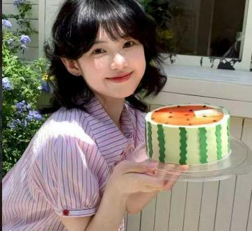 2025-08-20 星期三
蛇 乙巳年 闰六月廿七
今日天气：多云转晴 28℃