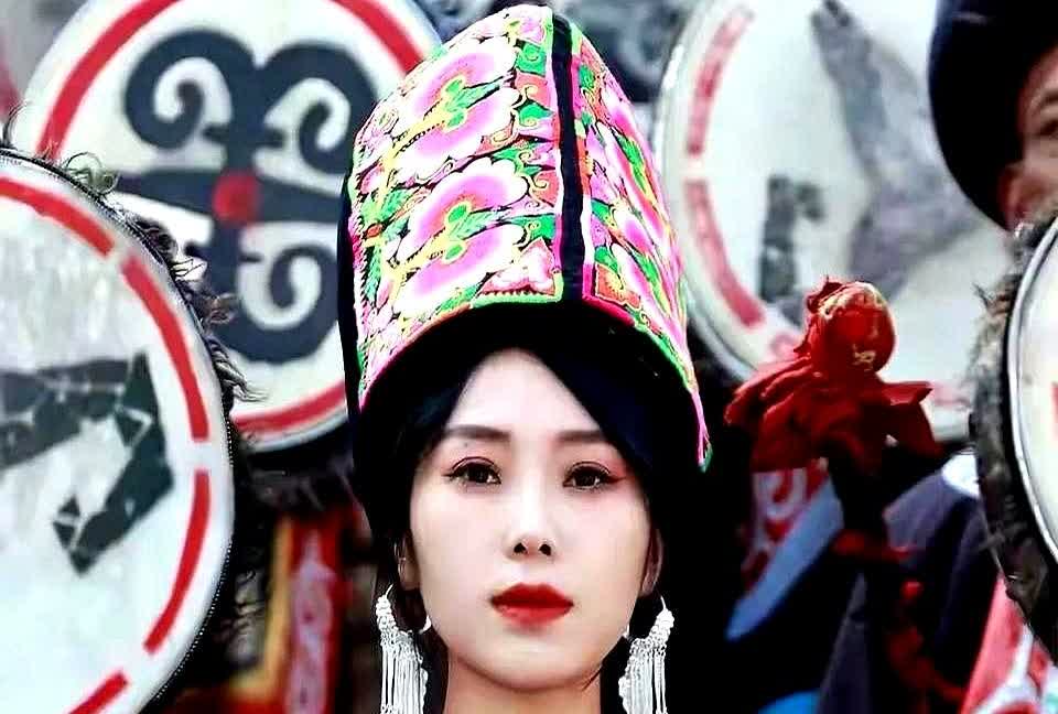 云朵改艺名，叫云宋这名子听起来怪怪的，云宋的含义代表了什么，这名字是云朵自已起的