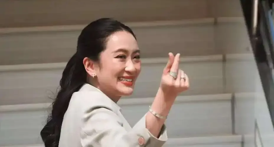 洪森傻眼了！
文物回不来了！
并非泰国拒绝归还，而是佩通坦给出了一个令人意外的理