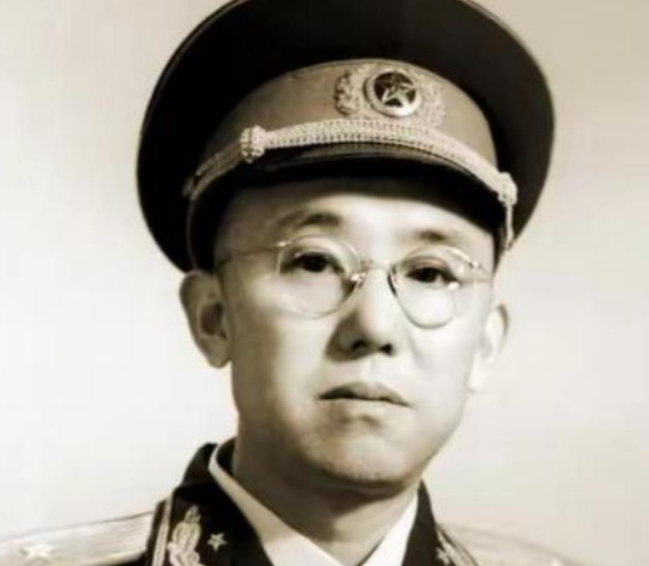 1951年5月的一天，朝鲜战场上的廖政国将军对着我军刚刚缴获的美式榴弹炮大喊道：