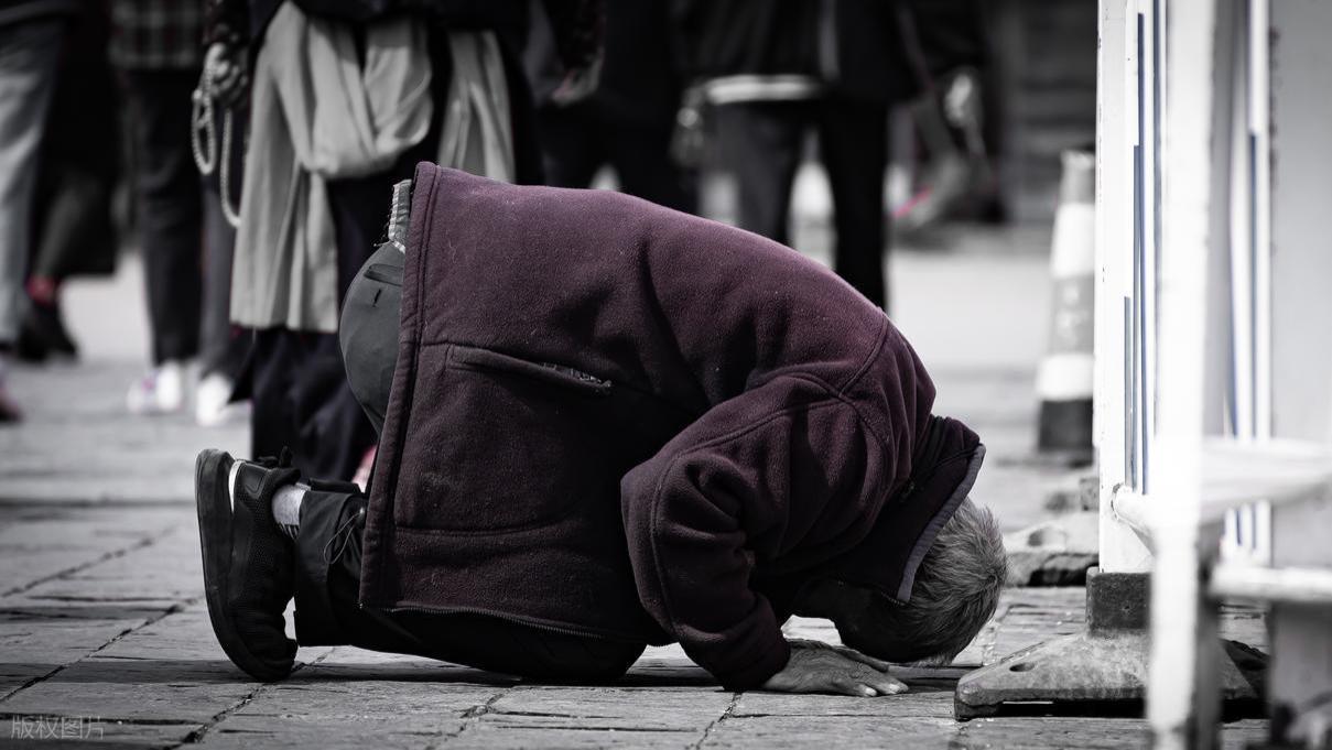 虽然儒家一再喊着“跪下去”，为何中华历史上最不缺“野心家”？