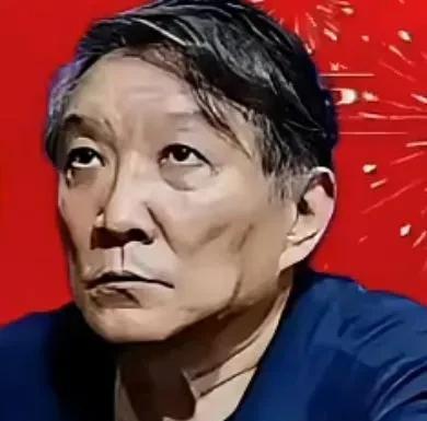 宫鲁鸣
为什么和王思雨发生了冲突
宫鲁鸣眼里绝对不能有“自选动作”。
王思雨最后