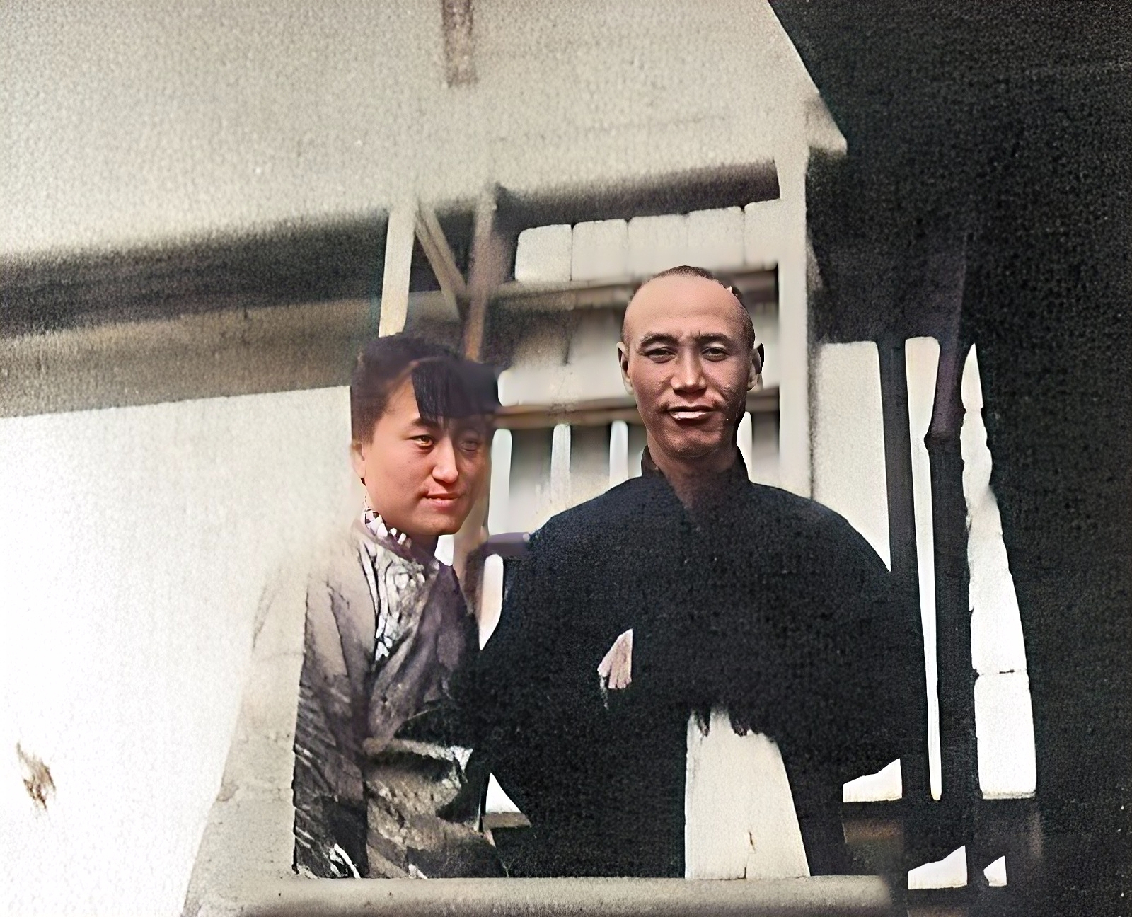 蒋介石的女儿，曾嫁给日本特务，并且还生了两个小孩