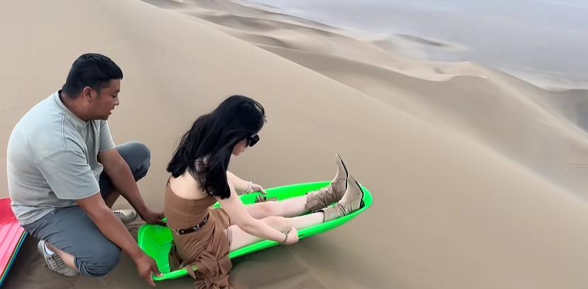 我更关心的是滑下去了，是她自己爬上来的吗？