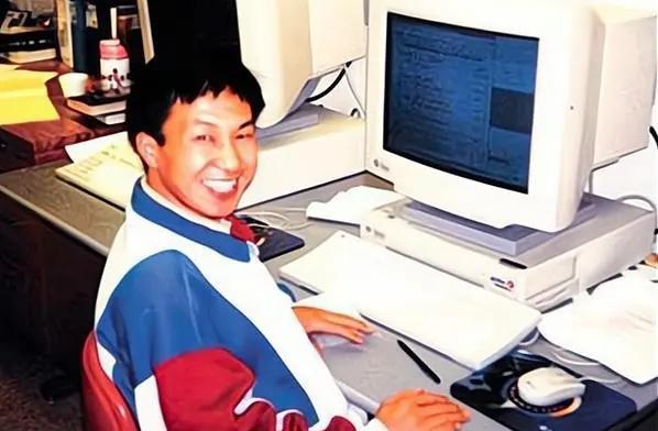 2006年，华裔核物理博士蒋国兵，从清华大学副教授，成了加拿大的一名油漆工。半年