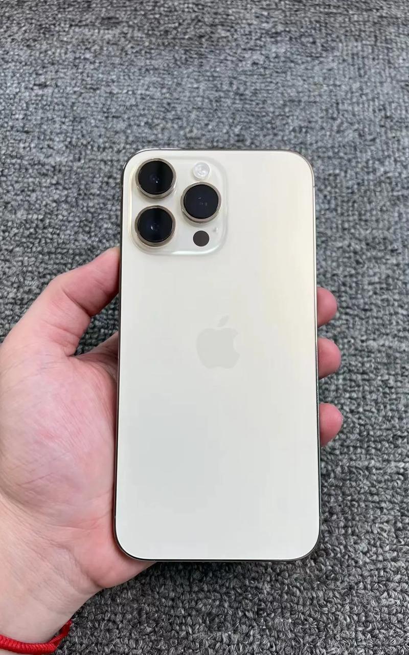 刚才朋友问我哪里能买到品质好的iPhone14 Pro Max，我问他为什么不等