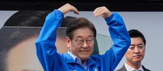 李在明要和朝鲜恢复热线











天呐，你绝对想不到！韩国政坛最近简