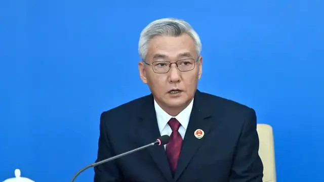 身份证和档案年龄不符，退休以哪个为准？最高院重磅定调！