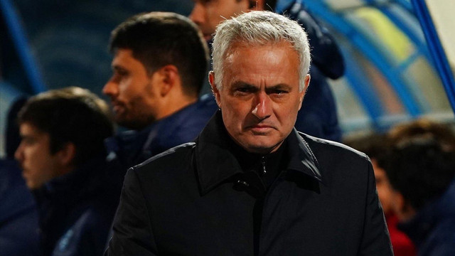 穆里尼奥麾下，有了首位上演一线队首秀小孩，要开启罗马青训时刻