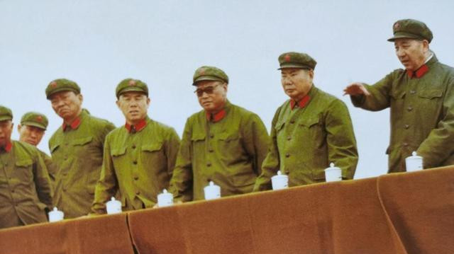 1966年，4位司令无人敢动，毛主席：动一人，全军大乱！他们是谁
