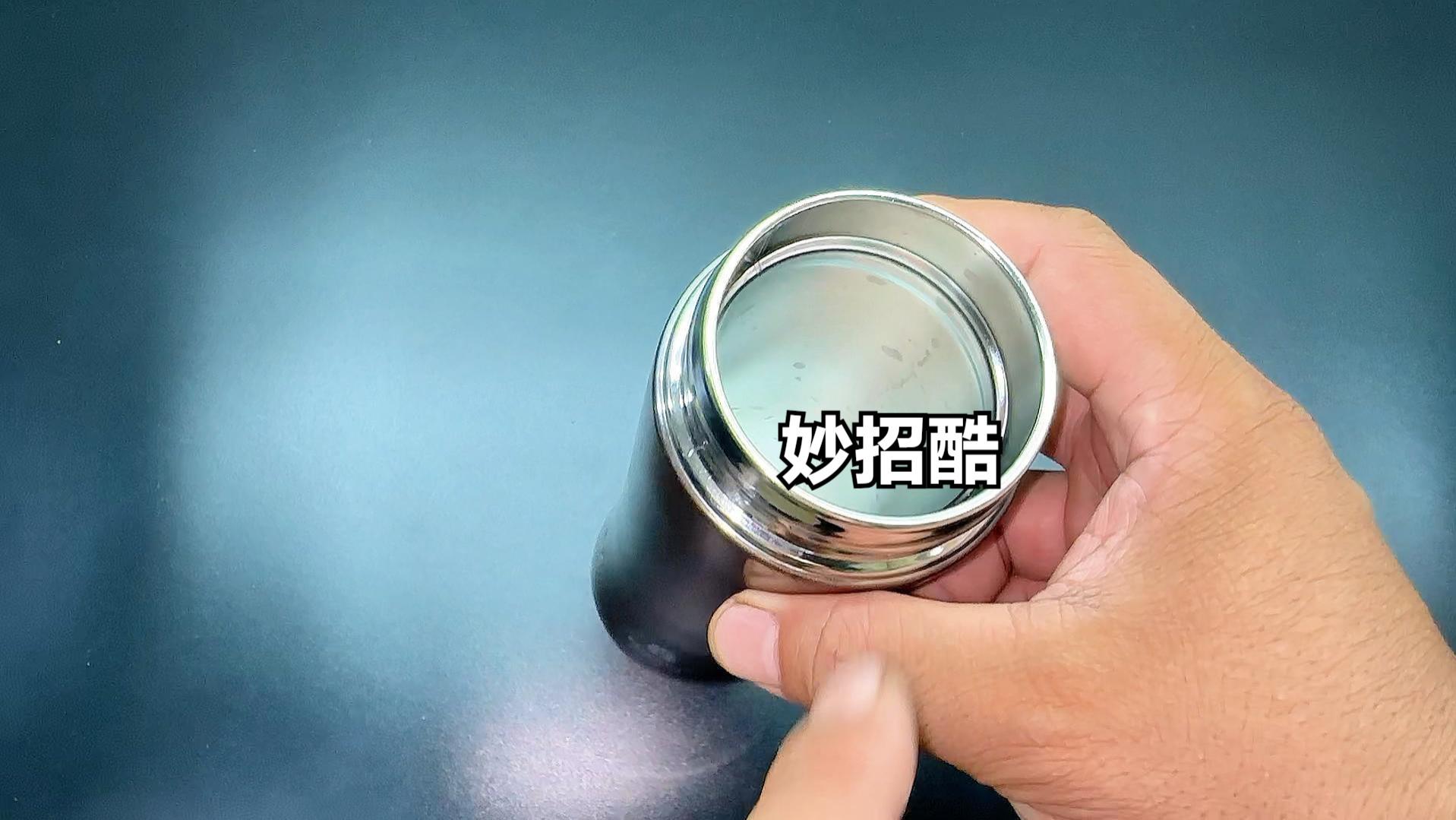 废旧保温杯别急着扔掉，放在厨房作用太厉害了，一年节省不少钱