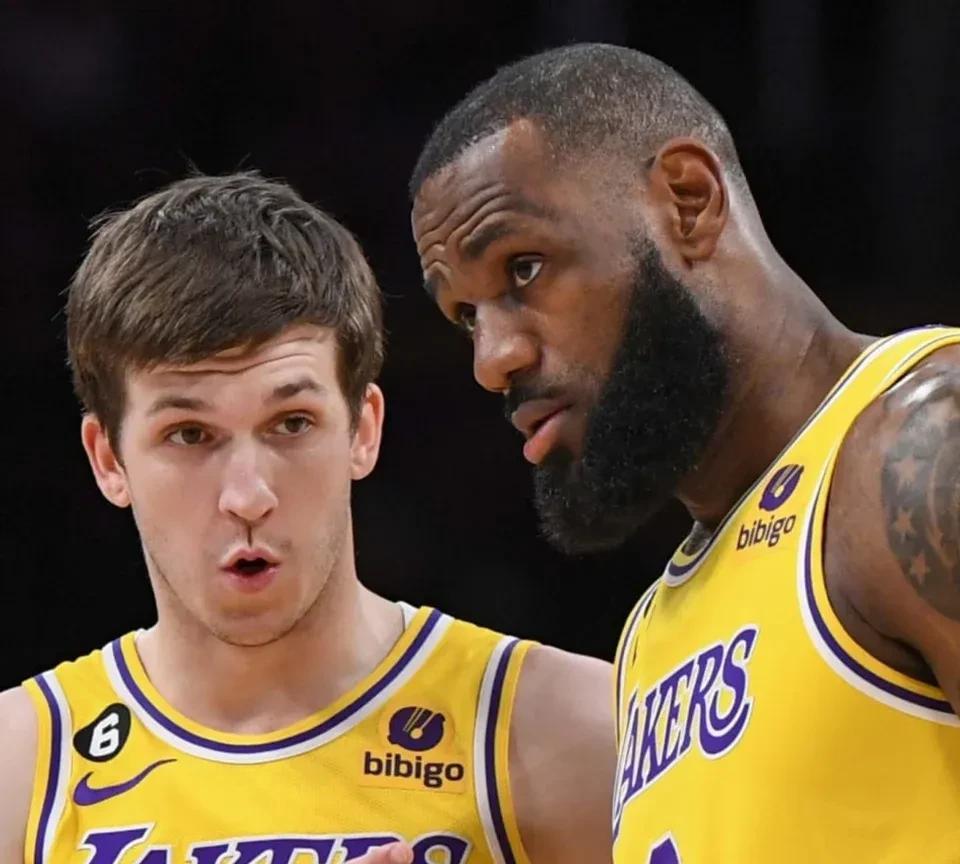 里夫斯说自己在NBA生涯
最该感谢的人就是詹姆斯
自己能够取得现在的成绩
有绝大