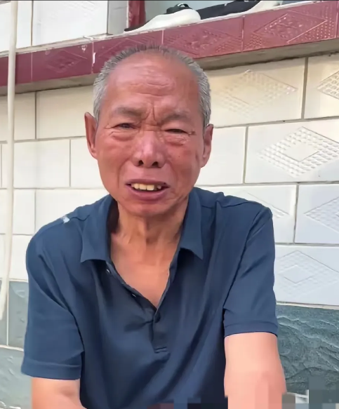 我可算是明白聪聪结婚之后鹏鹏爸为啥哭了，真应了那句 “可怜天下父母心” 啊。丹丹