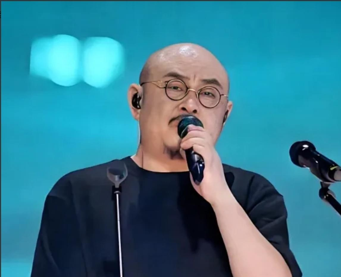 刀郎团队成员收入揭秘











刀郎演唱会爆火，团队成员赚翻了？真相
