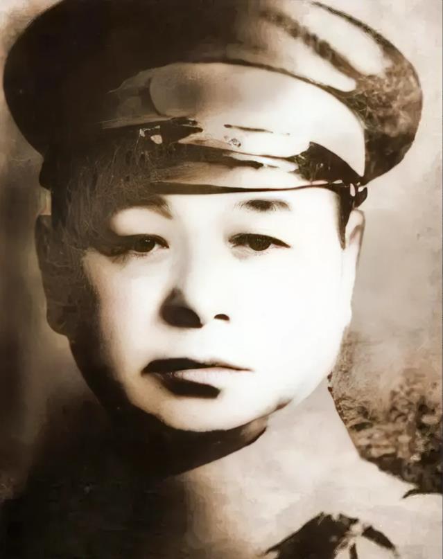 1949年，起义将领范绍增对7个妻妾说：“现在是一夫一妻制，你们7人，只能留一个