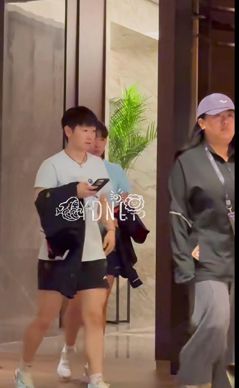 孙颖莎王楚钦下训归来，剑指澳门冠军赛
9月8日，孙颖莎和王楚钦下训的画面曝光，为