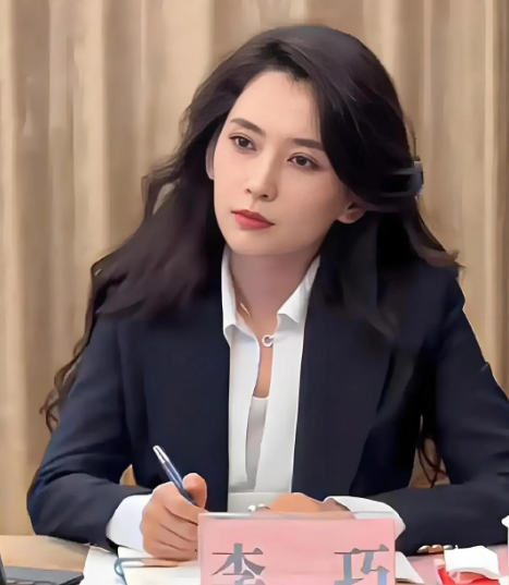 我知道森林北是结过婚的。

也知道森林北有一个女儿。

但我怎么都想不到的是，森