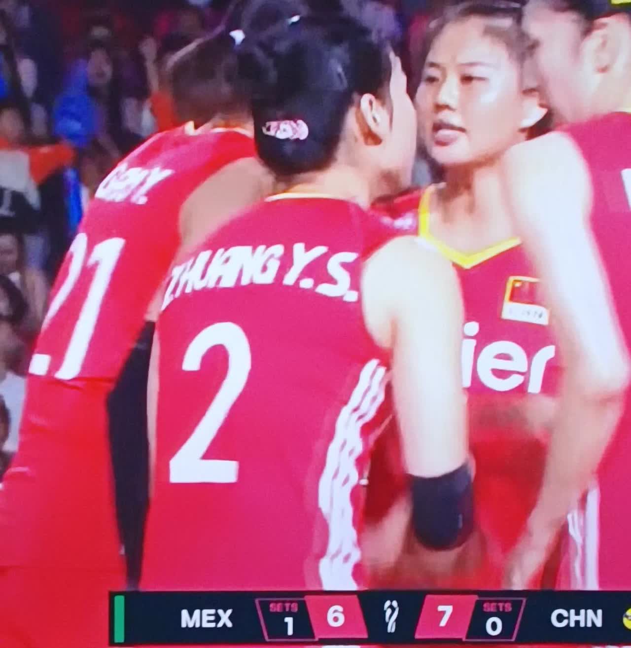 打多米尼加，中国女排要少犯低级错误。

中国女排所在的小组，对中国女排来说是