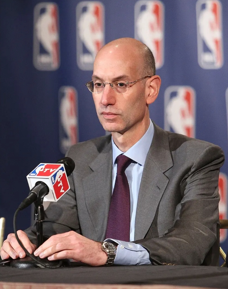 假如NBA联盟总裁亚当·萧华为了安抚史蒂夫·鲍尔默‌，给快船队一个特殊的全明星赛