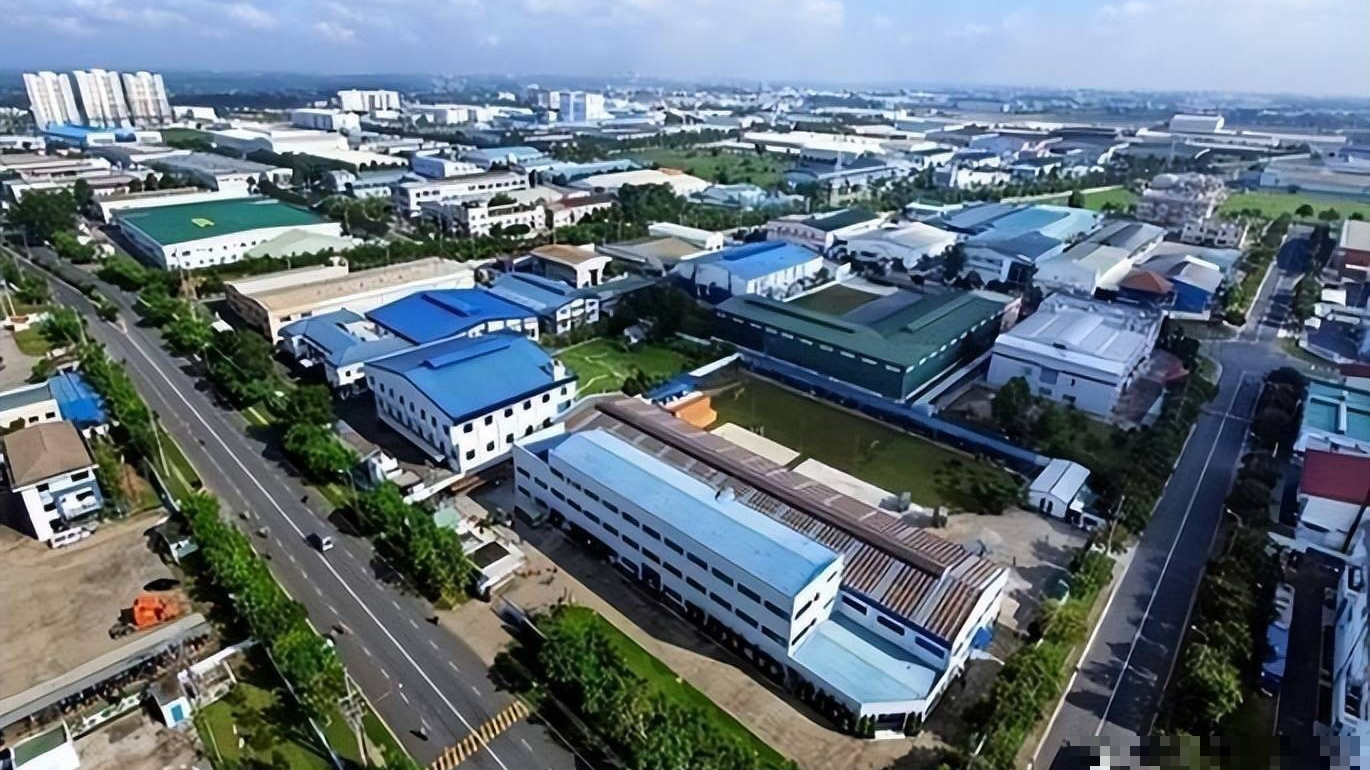 突然变卦！特朗普单方面对越南改变关税协议，让越南“三连怒”