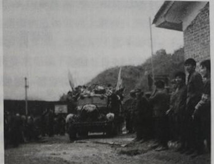 【老照片】真实的历史再现：1979年云南河口农场九分场，奔赴自卫反击战前线的上海