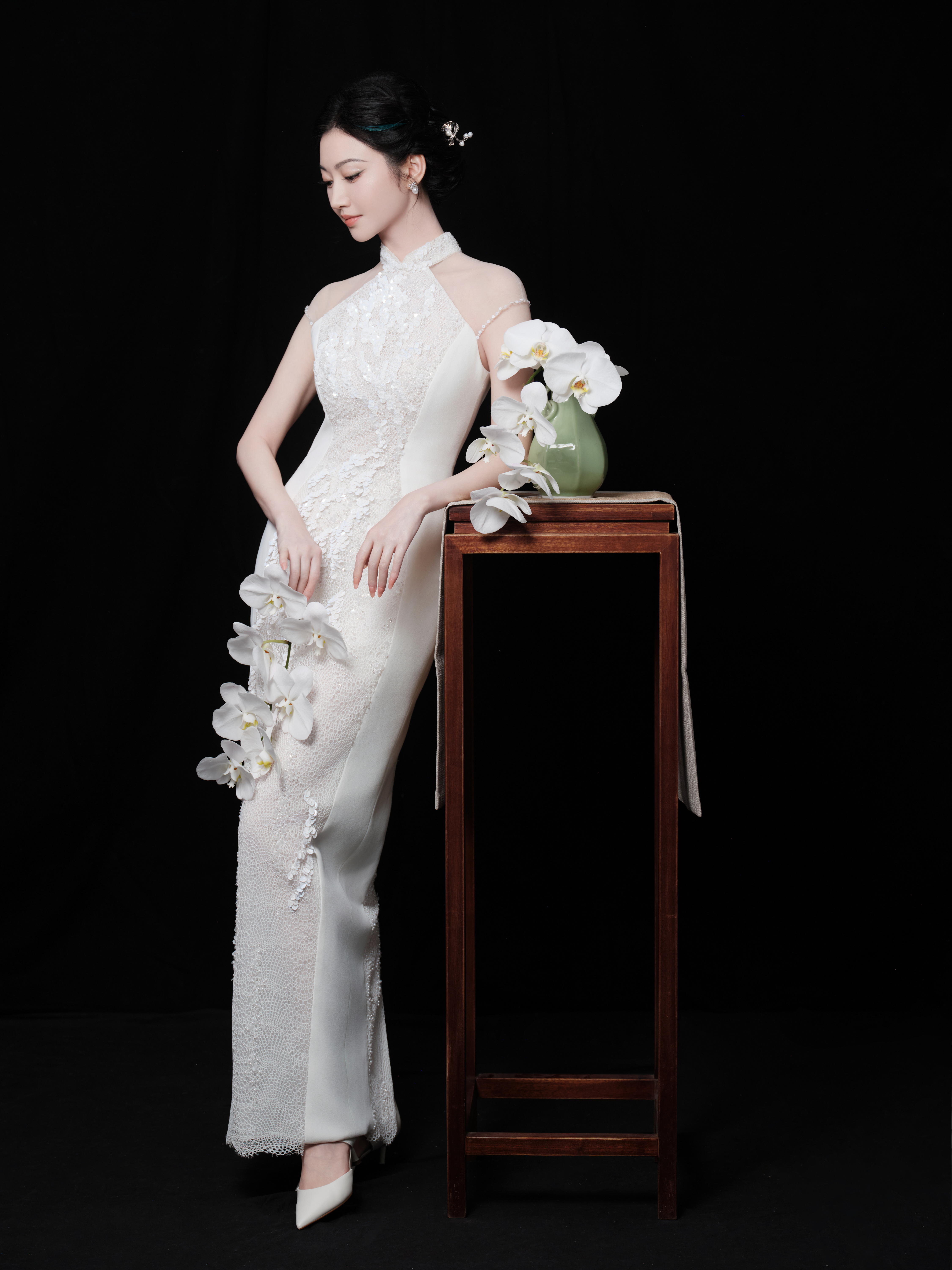 中秋惊艳！景甜旗袍造型被赞‘东方美人典范’，传统美学炸街全网🔥