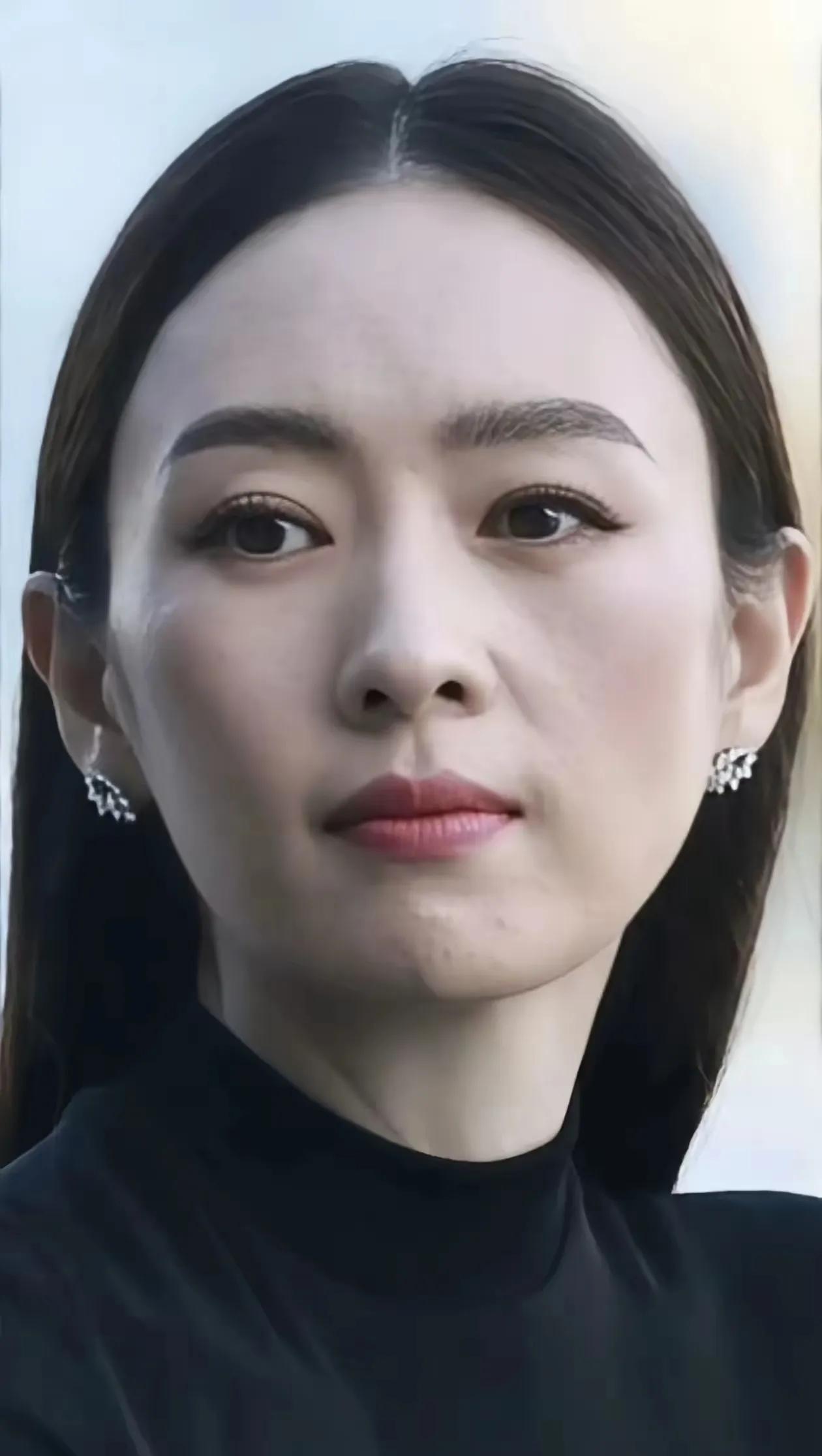 这个号称“小章子怡”的演员叫童谣，看过她和王凯演的《大江大河》说句心里话，感觉她